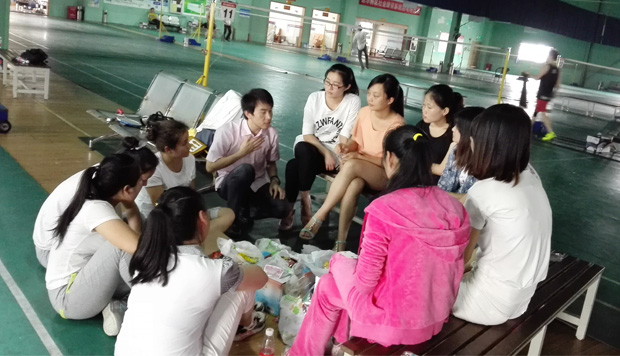 ÿ�����Ѿ�������������֯Ա����չ��ë��